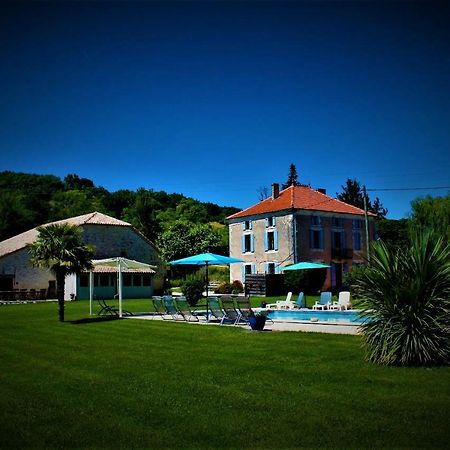 Gîtes Grand Pré ! et la Roulotte de Roquecor Exterior foto