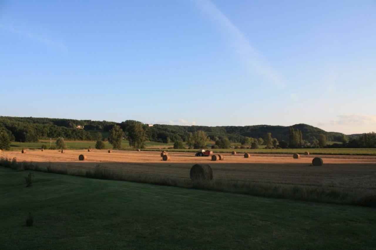 Gîtes Grand Pré ! et la Roulotte de Roquecor Exterior foto