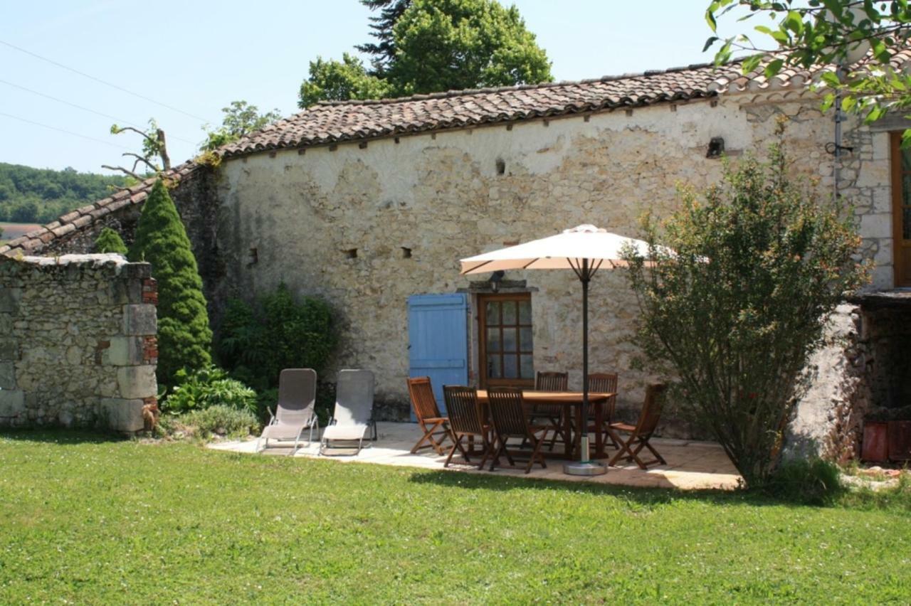 Gîtes Grand Pré ! et la Roulotte de Roquecor Exterior foto